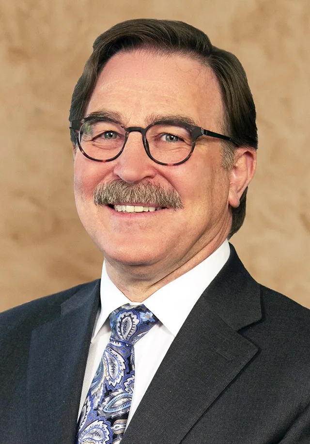 Duncan Lawrence McKellar Jr, MD