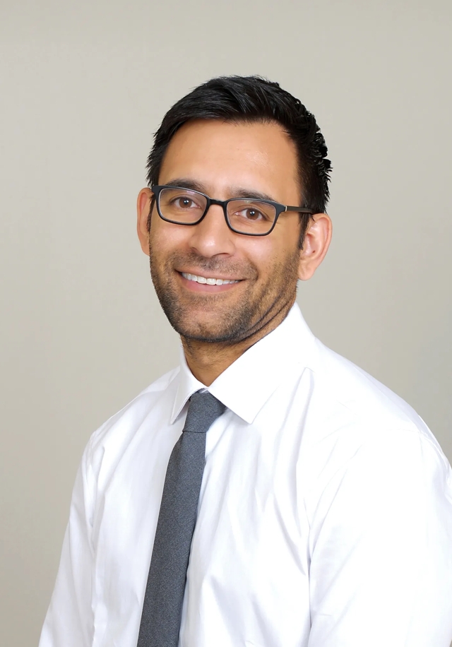 Farouk Talakshi, MD