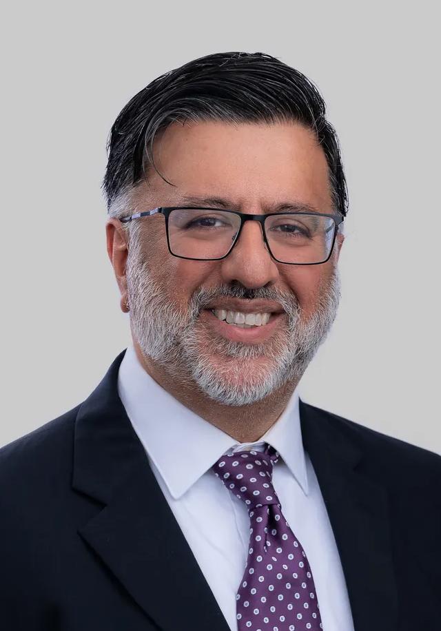 Umer Farooq Ahmad, MD